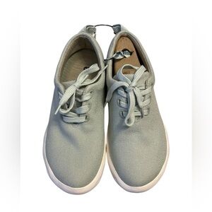 Andoze Brand light greenSneakers. NWT. Vegan. Sustainable. Lightweight. Suppo…